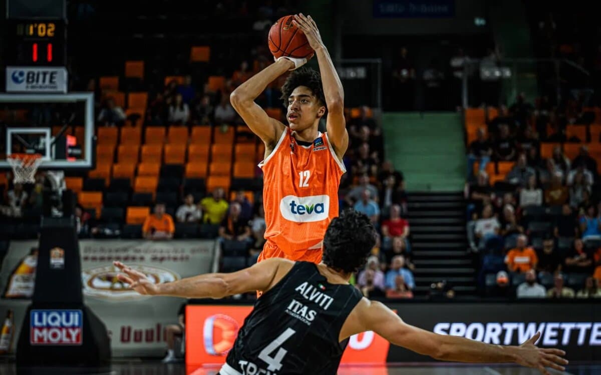 Pacôme Dadiet et Noa Essengue surprennent en EuroCup avec Ulm, Jaylen Hoard domine