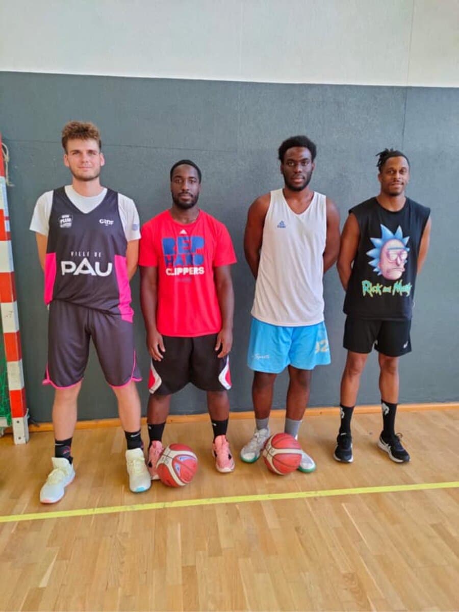Gėrald Guerrier parmi les quatre recrues de Vanves