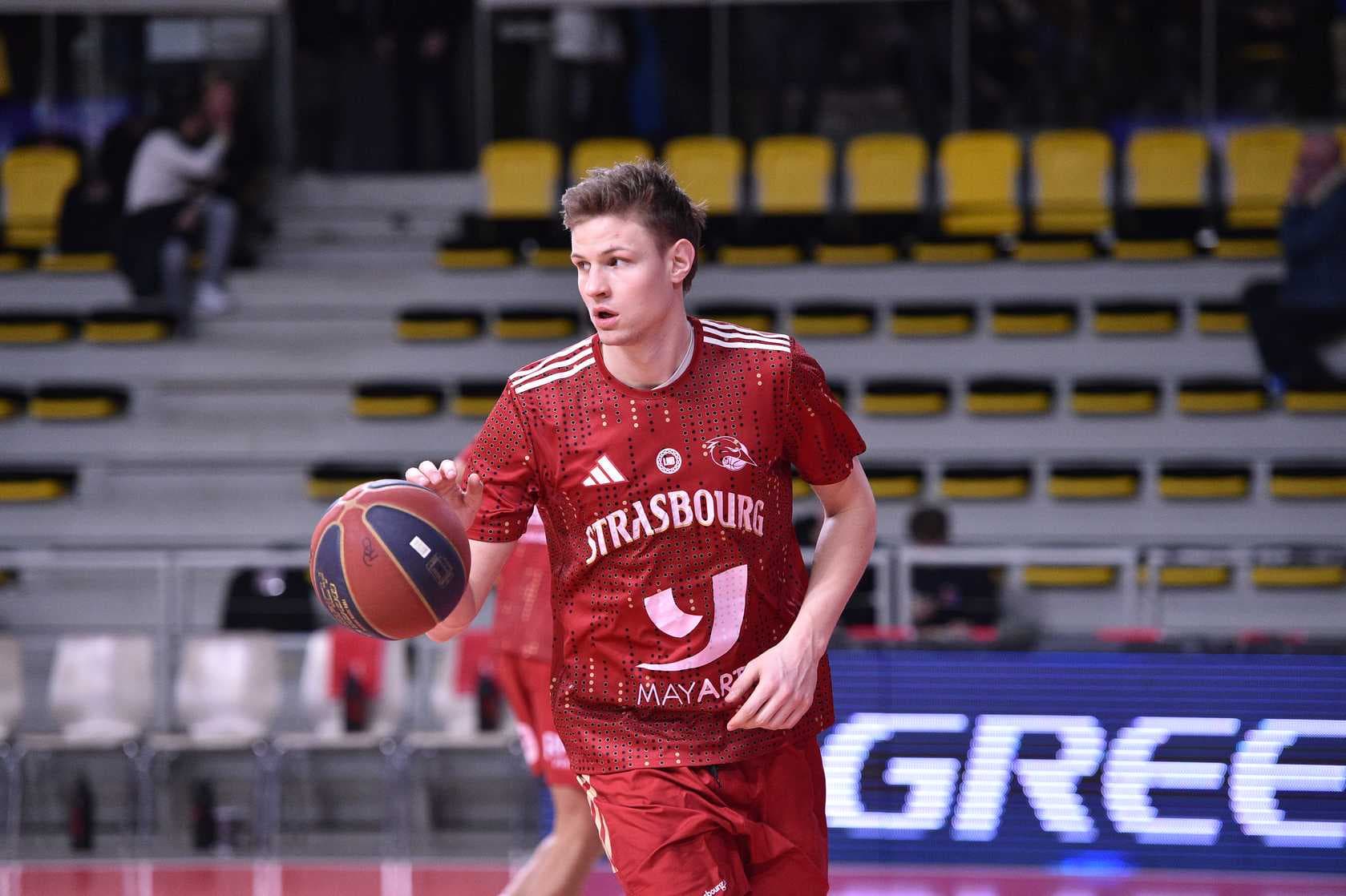 Ben Gregg signe un retour gagnant avec Strasbourg