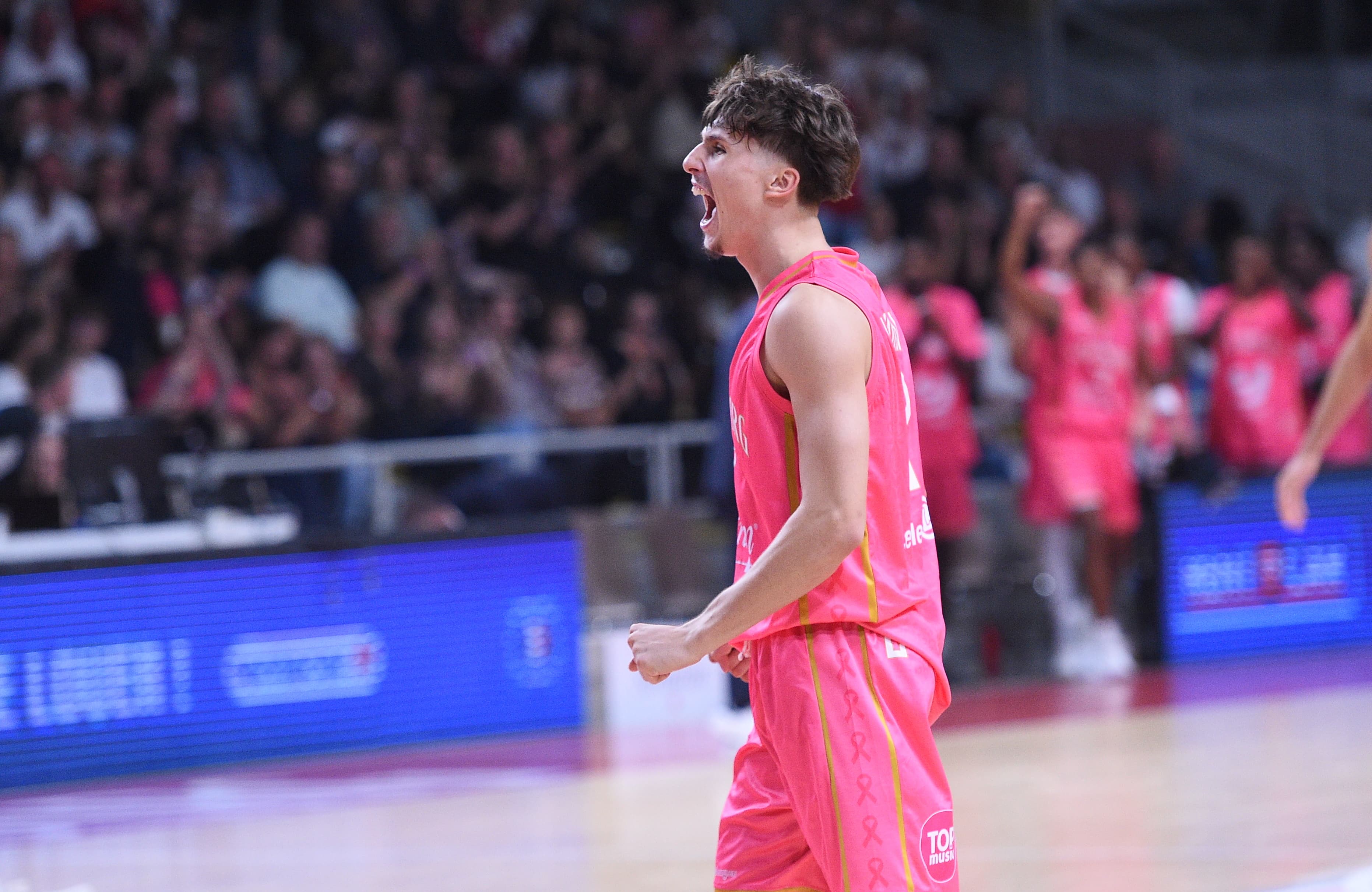 De retour avec "un autre statut", Maxence Lemoine éclaire la SIG Strasbourg au Rhénus