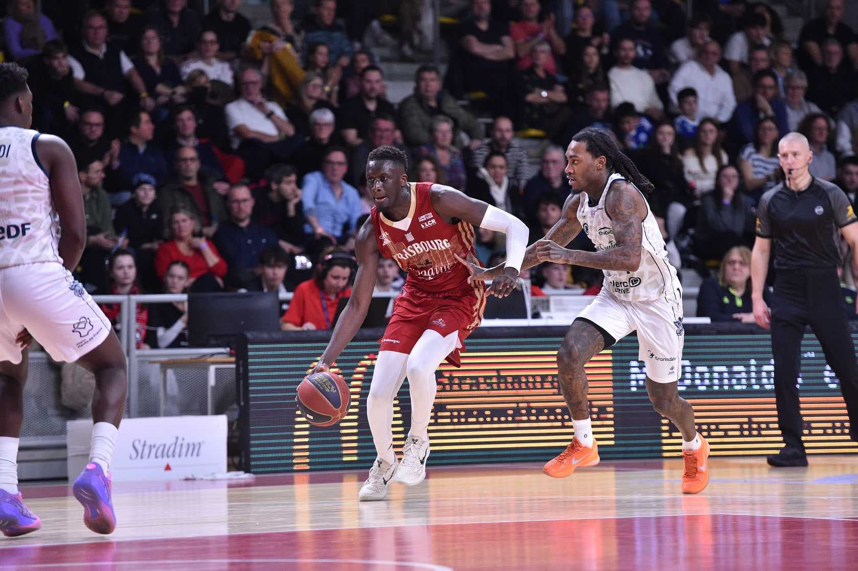 L’ASVEL s’impose sans briller au Portel, Strasbourg retrouve la victoire contre Saint-Quentin