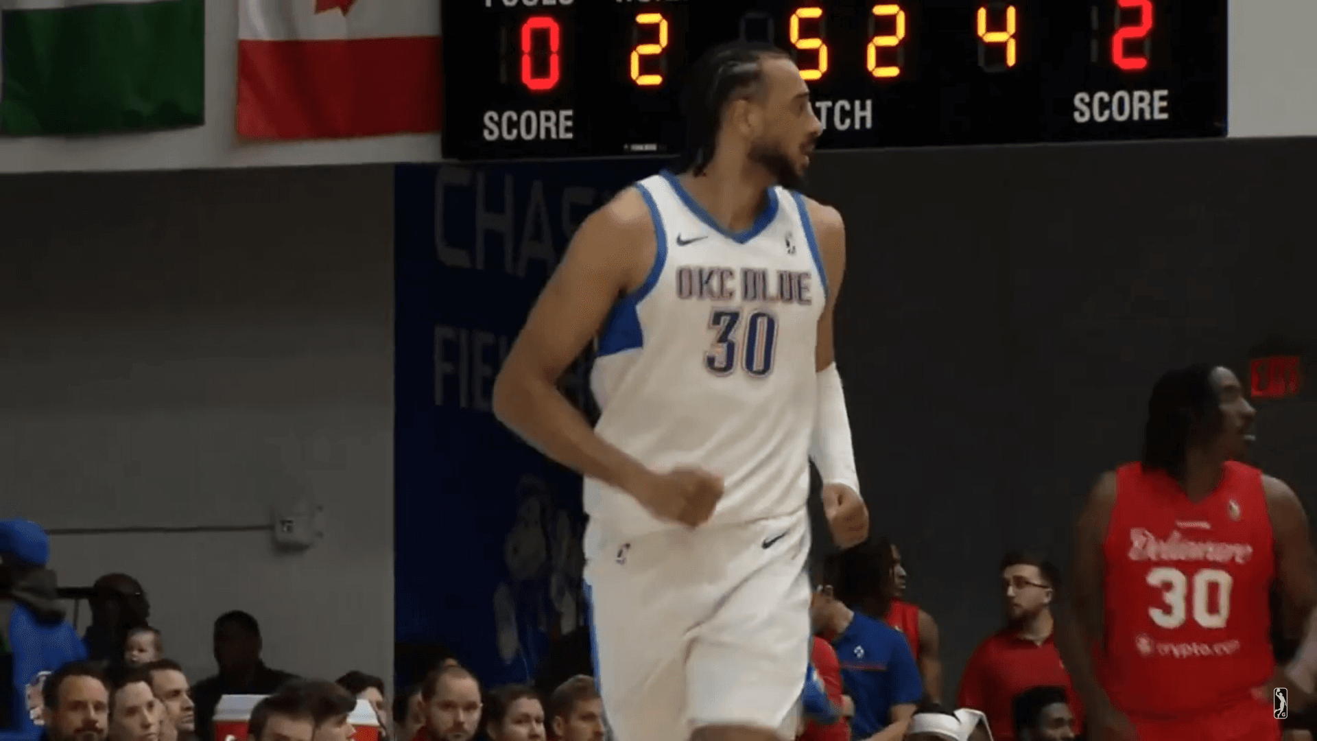 Olivier Sarr joue le meilleur basket de sa vie en G-League