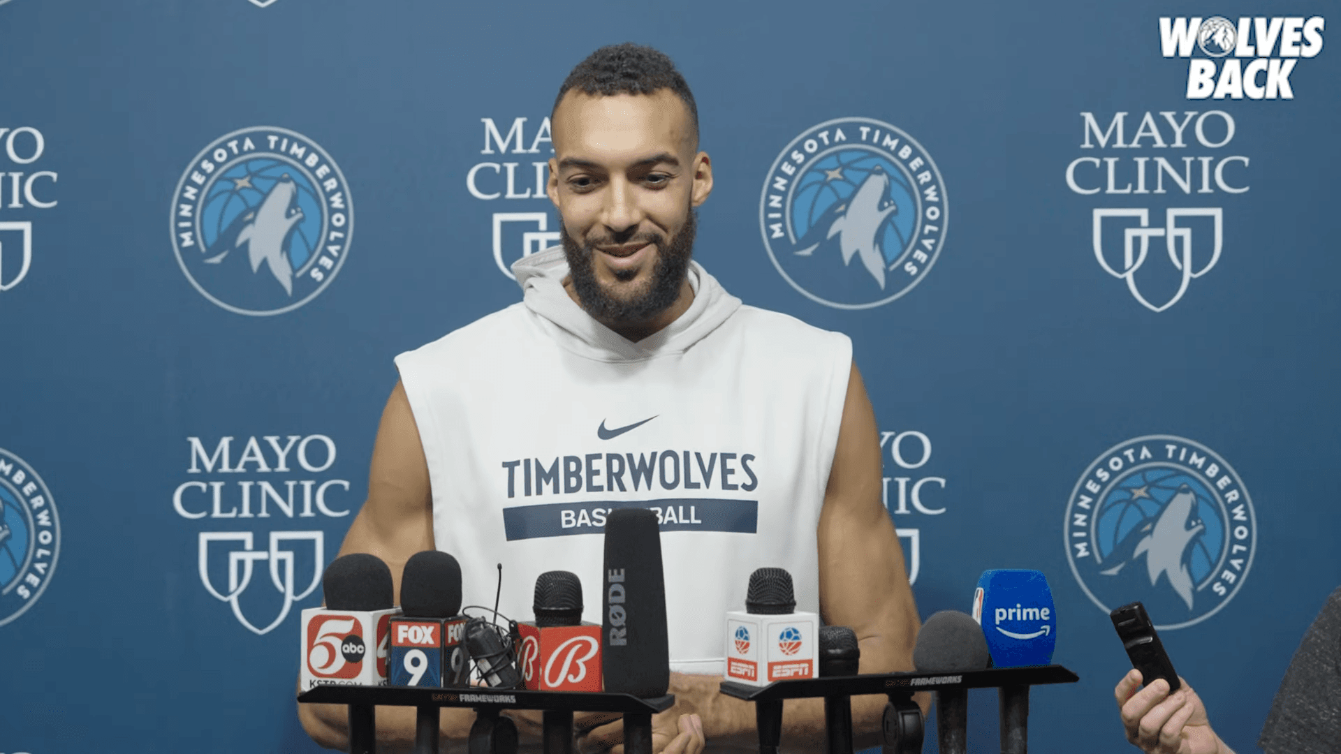 Rudy Gobert relativise : « En venant de là où je viens, c’est déjà un miracle que je puisse vivre mon rêve »