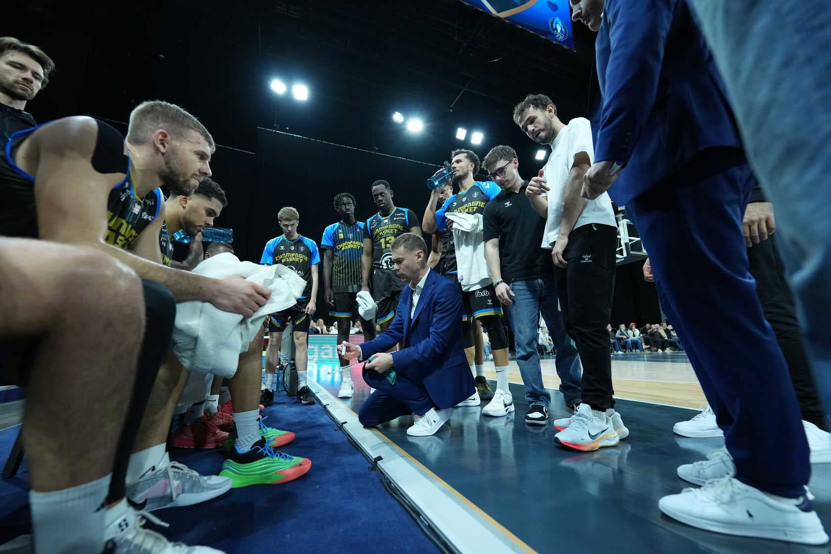 Hyères-Toulon vs Châlons-Reims : un « combat » dans la course au Play-in pour Vincent Dumestre