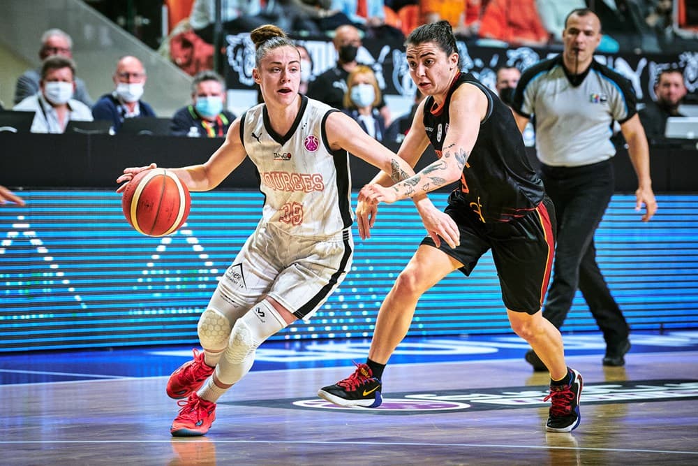 Bourges : Alix Duchet va enfin refouler les parquets