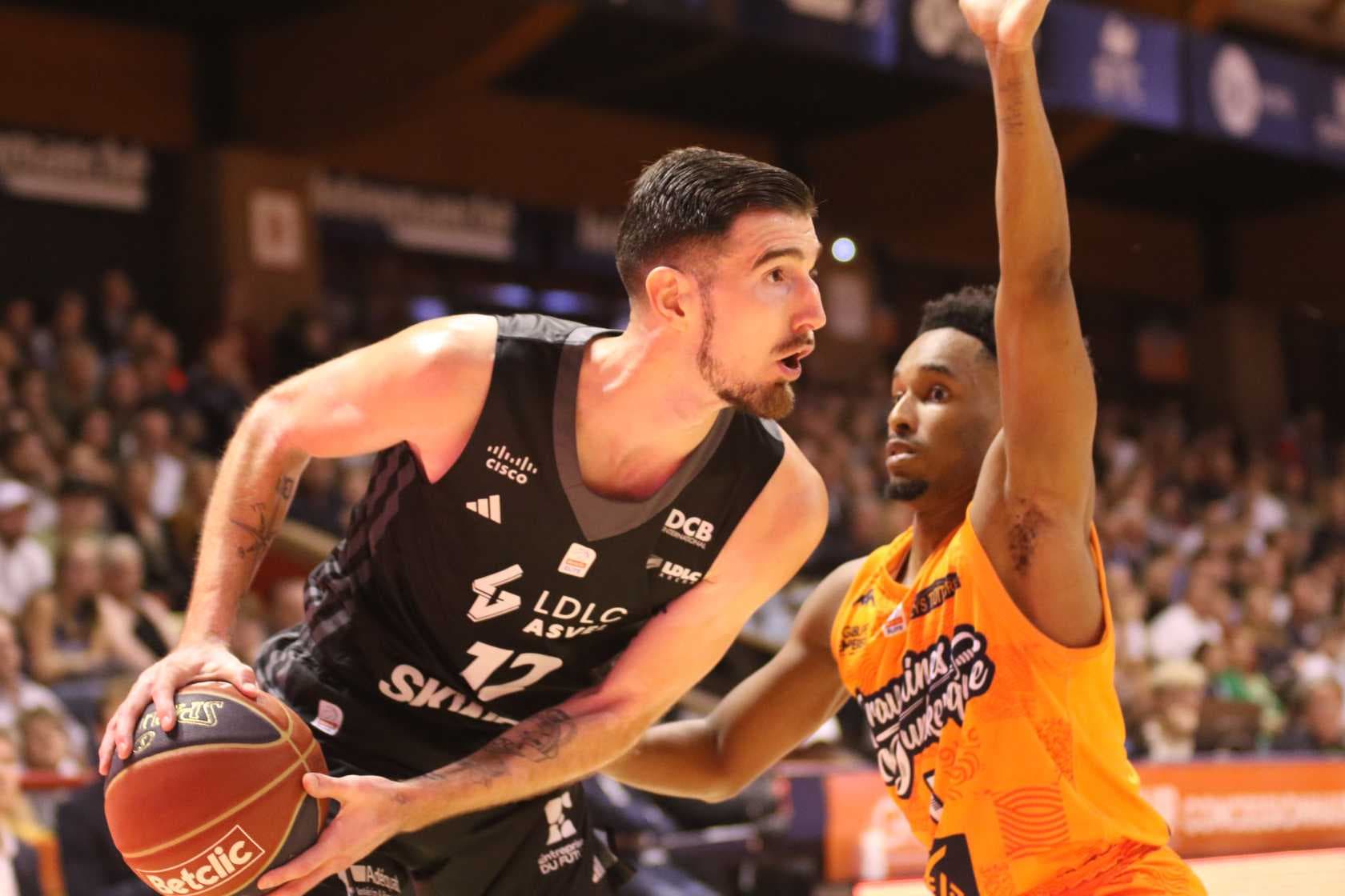 L&rsquo;ASVEL s&rsquo;en sort dans le money-time face à Gravelines-Dunkerque