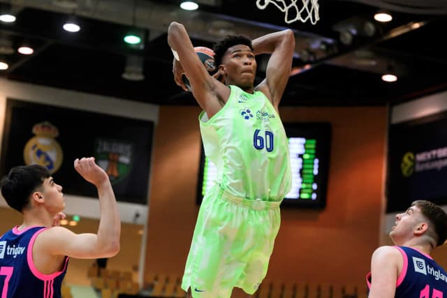 Mohamed Dabone, le phénomène de 13 ans promu avec l’équipe première du FC Barcelone