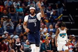 Anthony Davis et les Dallas Mavericks lors des play-ins face aux Memphis Grizzlies