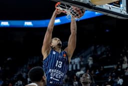 Brice Dessert est annoncé dans la conférence Big 12 de la NCAA l'an prochain.