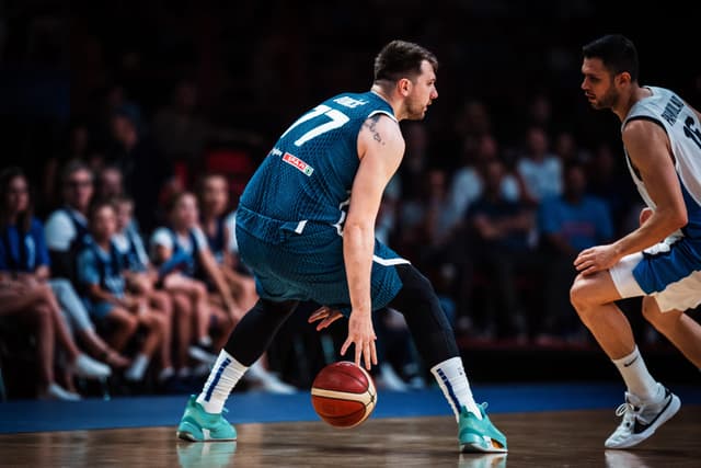 Après sa frayeur, Luka Doncic en balade contre la Grande-Bretagne