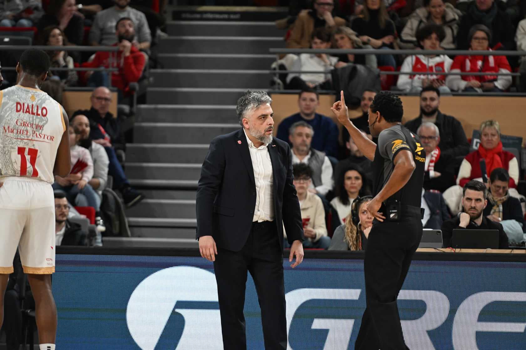 « On s’est battu avec nos armes, ils étaient tout simplement meilleurs que nous » : Elric Delord lucide après la défaite de Chalon face à Monaco