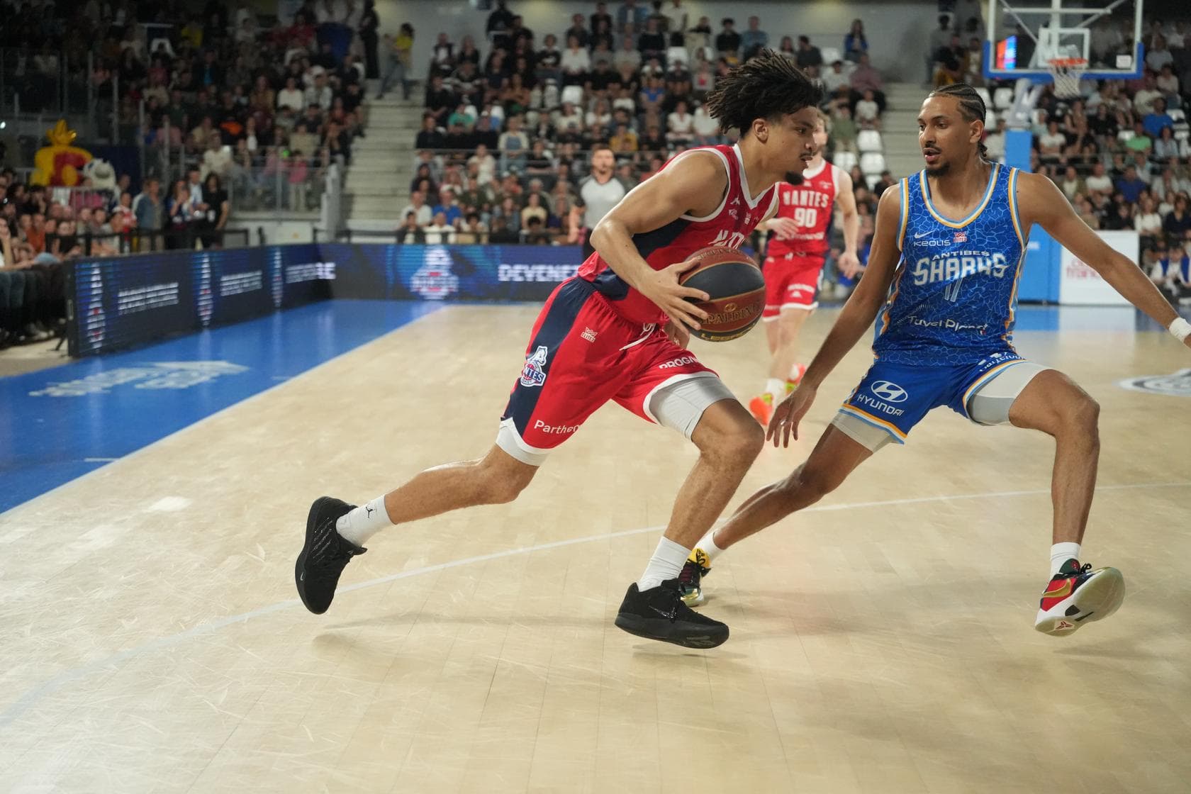 [Vidéo] Mathys Kangudia plante encore 30 points, avant d’officialiser son départ de Nantes