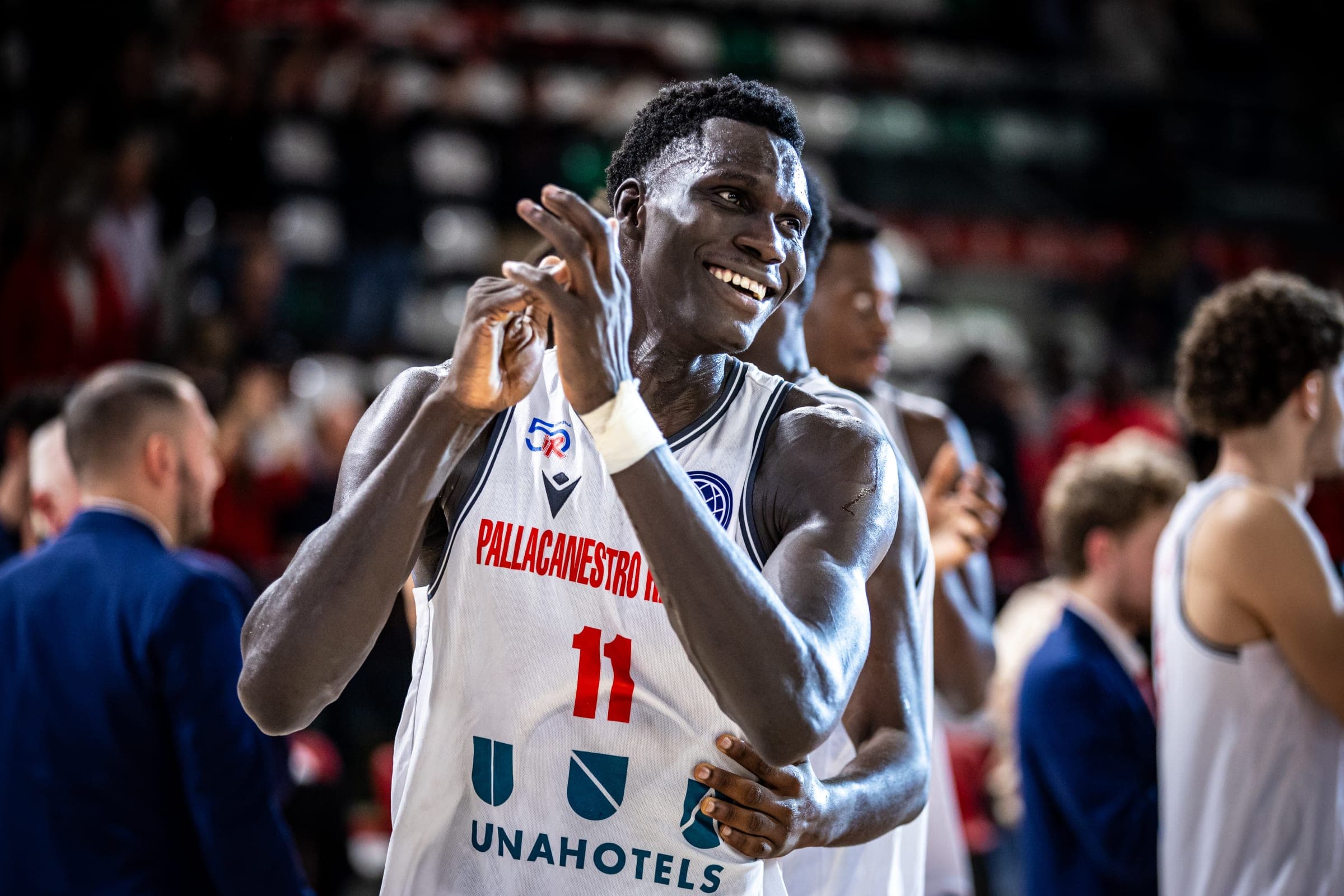 Officiel : Paris enrôle un jeune pivot prometteur de 20 ans, Mouhamed Faye