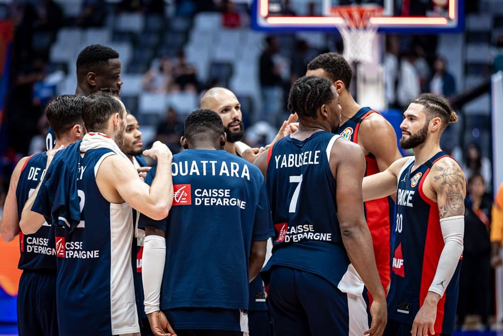 Deux priorités pour les Bleus : retrouver leur défense et leur cohésion