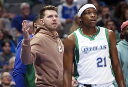 Luka Dončić et Frank Ntilikina, lorsque les deux joueurs évoluaient sous les couleurs de Dallas.