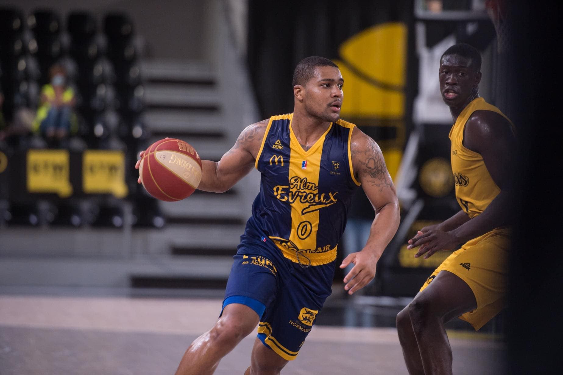 Austin Tilghman (ex-Évreux, Le Portel) retourne en Israël