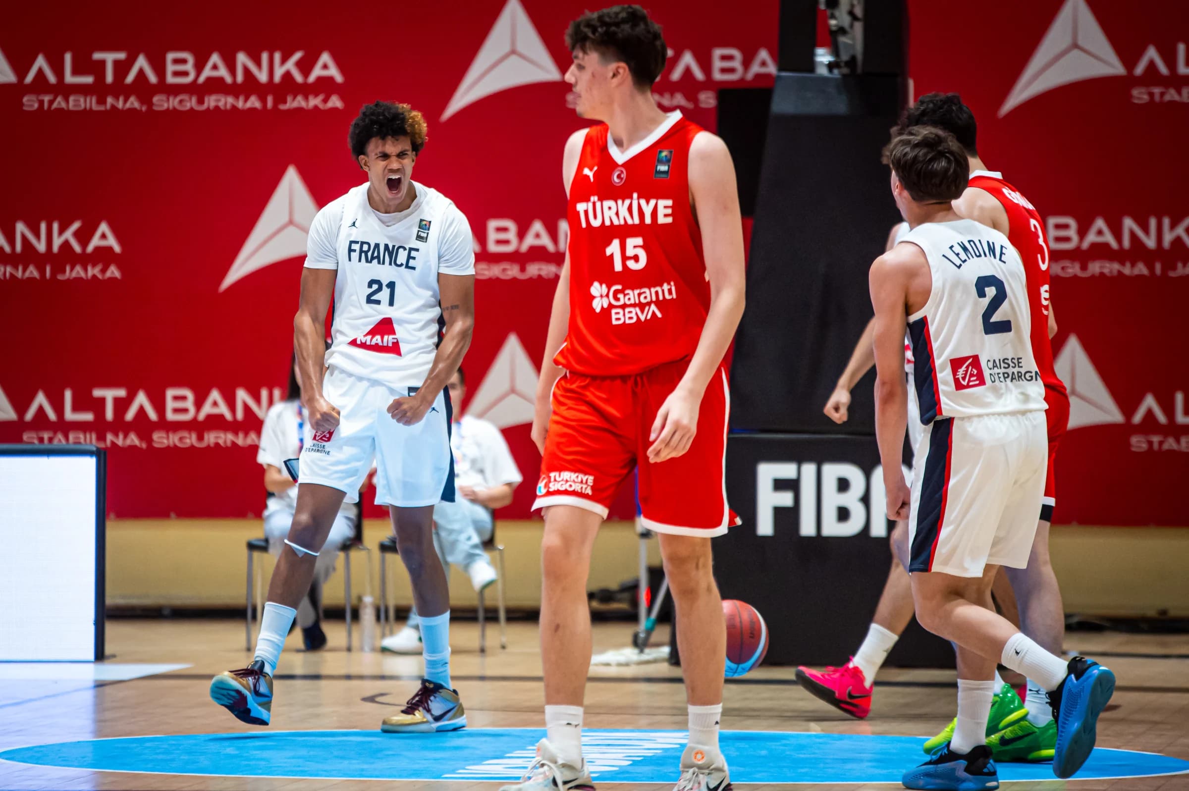 Un dernier quart-temps tonitruant et l’équipe de France U18 enchaîne contre la Turquie
