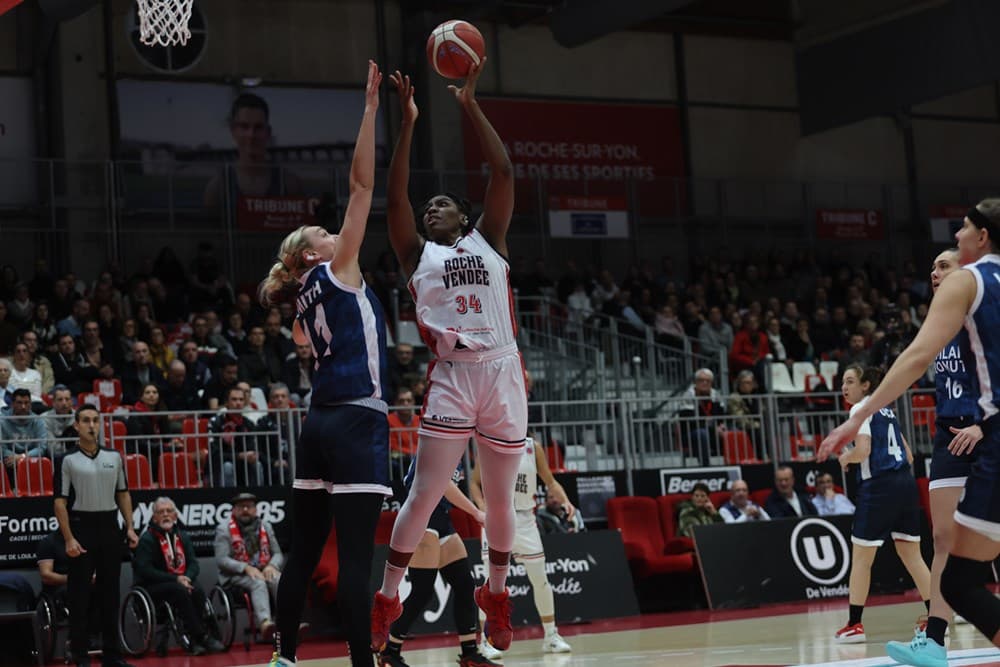 La Roche Vendée : Tiffany Clarke à Charleville-Mézières, Emma Peytour et Jade Philipps  arrivent