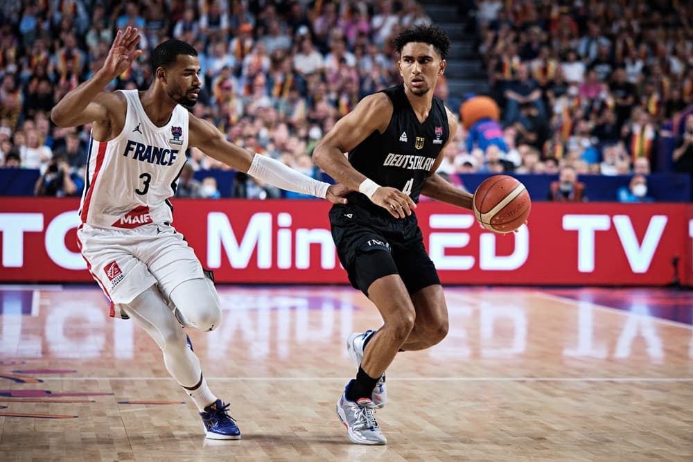Les Bleus à contresens en Allemagne : une soirée cauchemardesque pour commencer
