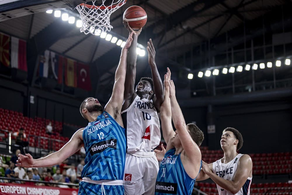 L&rsquo;équipe de France U18 masculine s&rsquo;incline d&rsquo;un souffle face à la Slovénie en quarts de finale de l&rsquo;EuroBasket