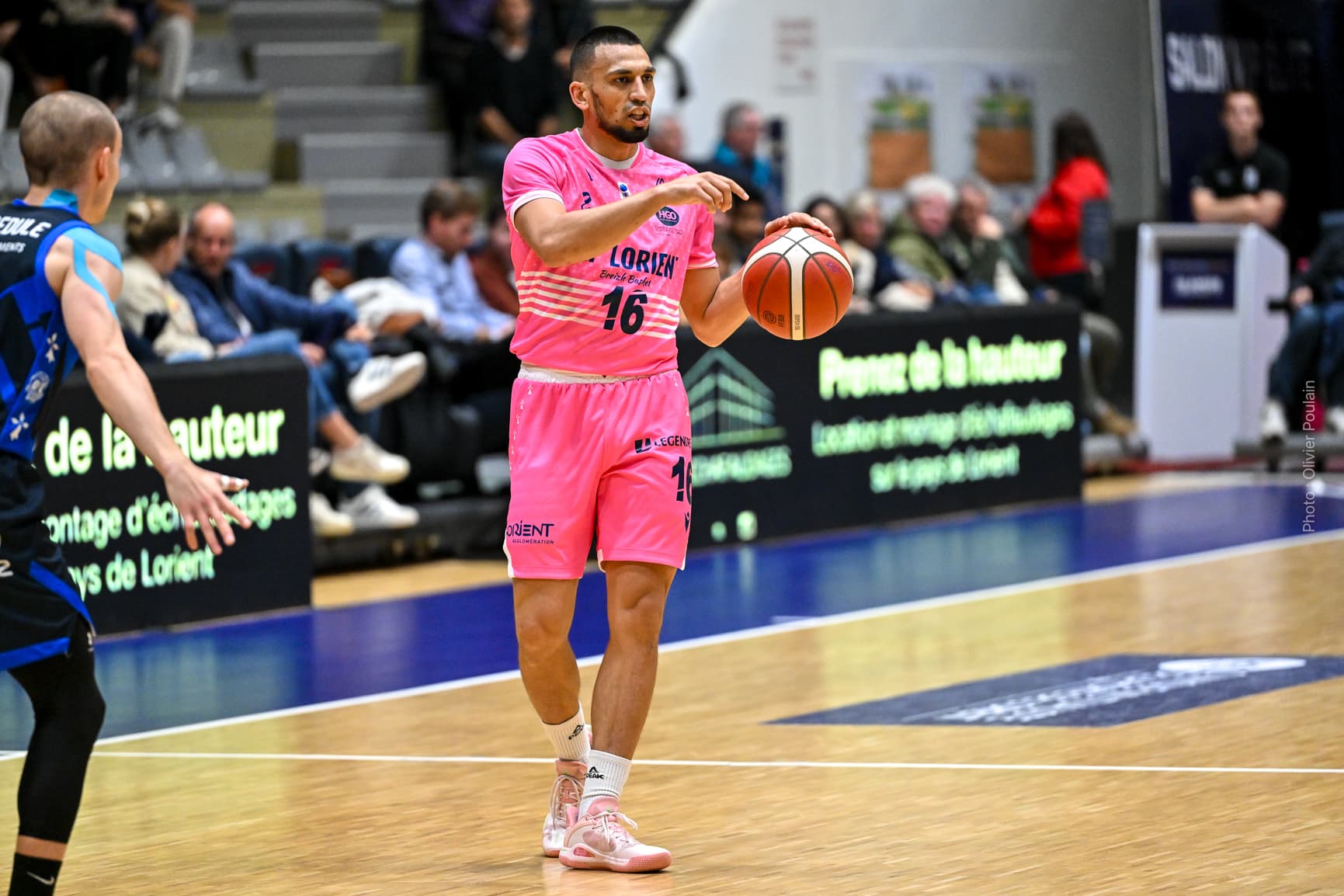 “Aujourd’hui encore, je ne connais pas la raison de ma mise à l’écart” ; absent depuis 3 mois, Tommy Ghezala (CEP Lorient) se confie sur sa situation