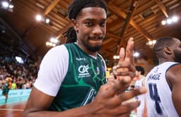 Kenny Baptiste, ici avec Limoges, commence à se faire un nom au Moyen-Orient