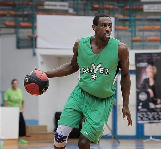 ASVEL : Paccelis Morlende monte en grade, Karim Atamna rejoint le staff de Mike Happio