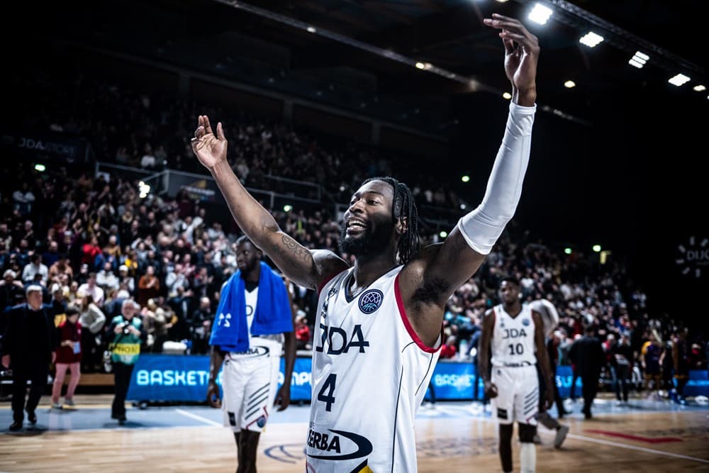 Dijon signe un finish incroyable et l’emporte contre l’Hapoel Holon