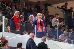 Le Prince Albert a assisté à sa première rencontre en 2025-2026 de l'AS Monaco, ce vendredi 19 décembre contre le Bayern Munich, mais s'interroge quant à l'avenir du club au vue des frasques et dettes depuis la prise en main d'Aleksej Fedorycsev