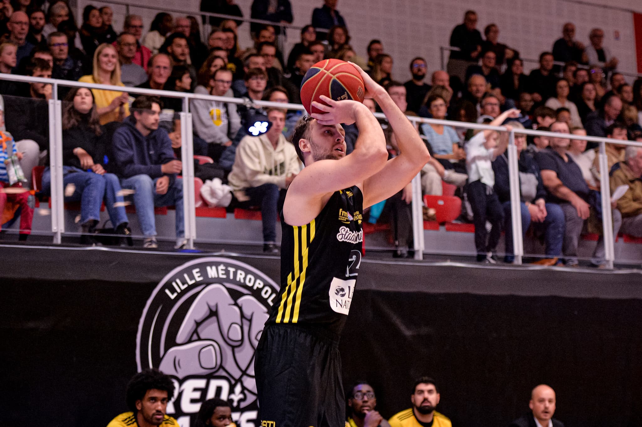 Vainqueur des play-offs avec La Rochelle, Johan Lofberg reste en Pro B et signe à Nantes