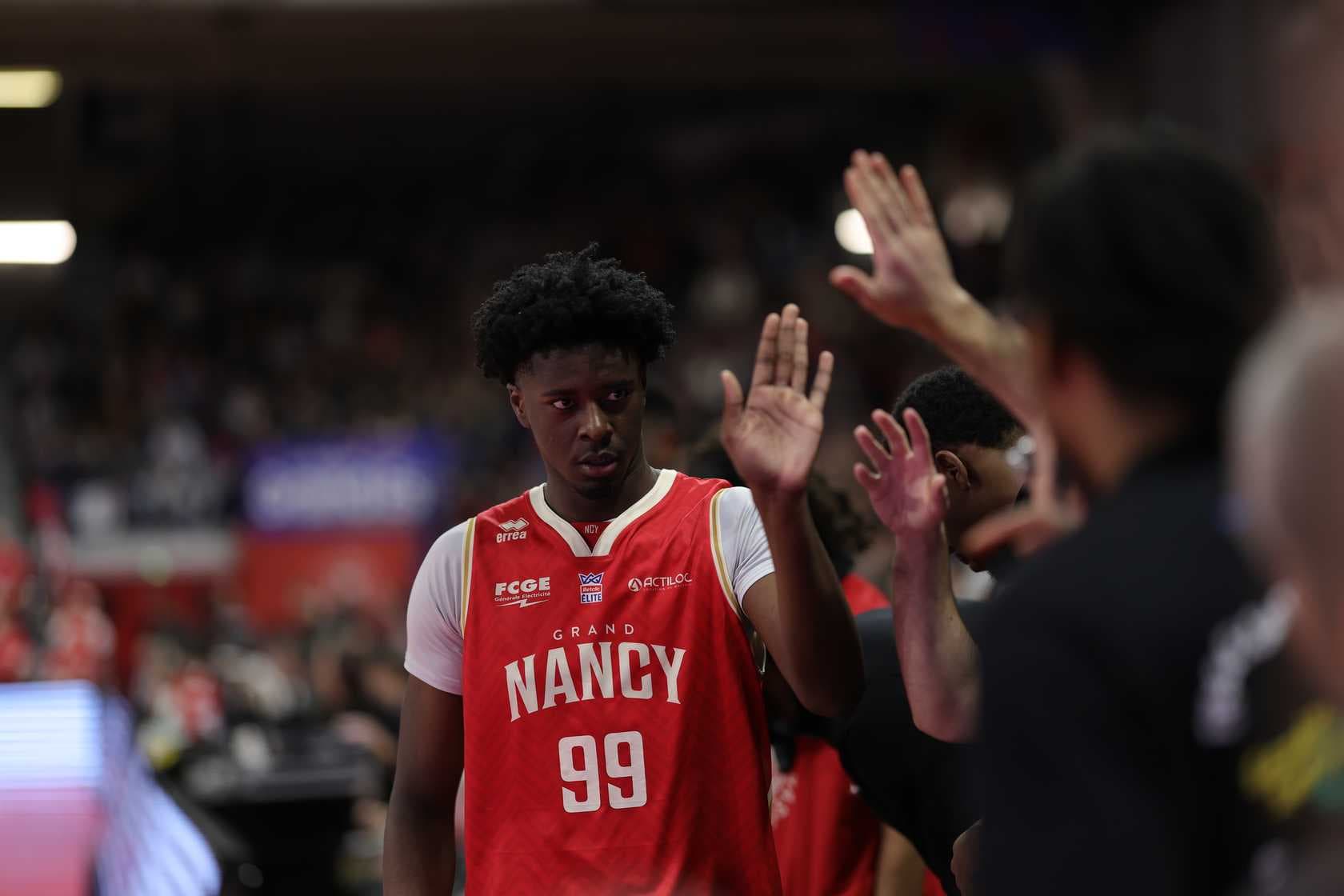 Douglas cartonne encore, Nfomoum-Lomby monte à 41 d’éval’, Cholet et la SIG enchaînent