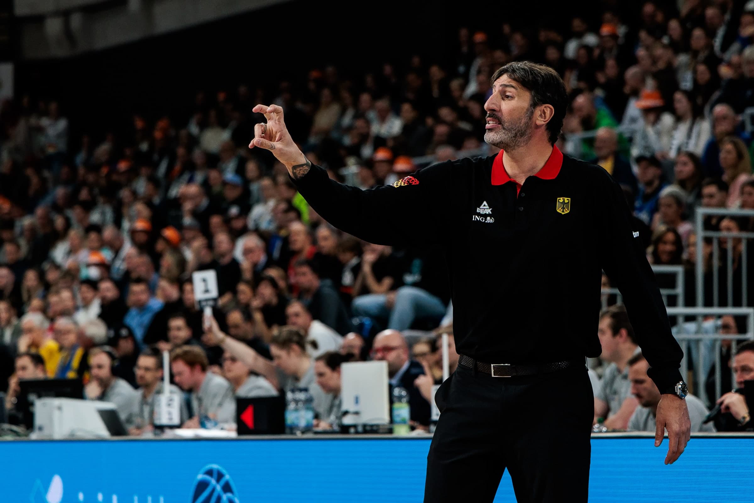 L’Allemagne privée de son sélectionneur Alex Mumbru pour la phase de poules de l’EuroBasket