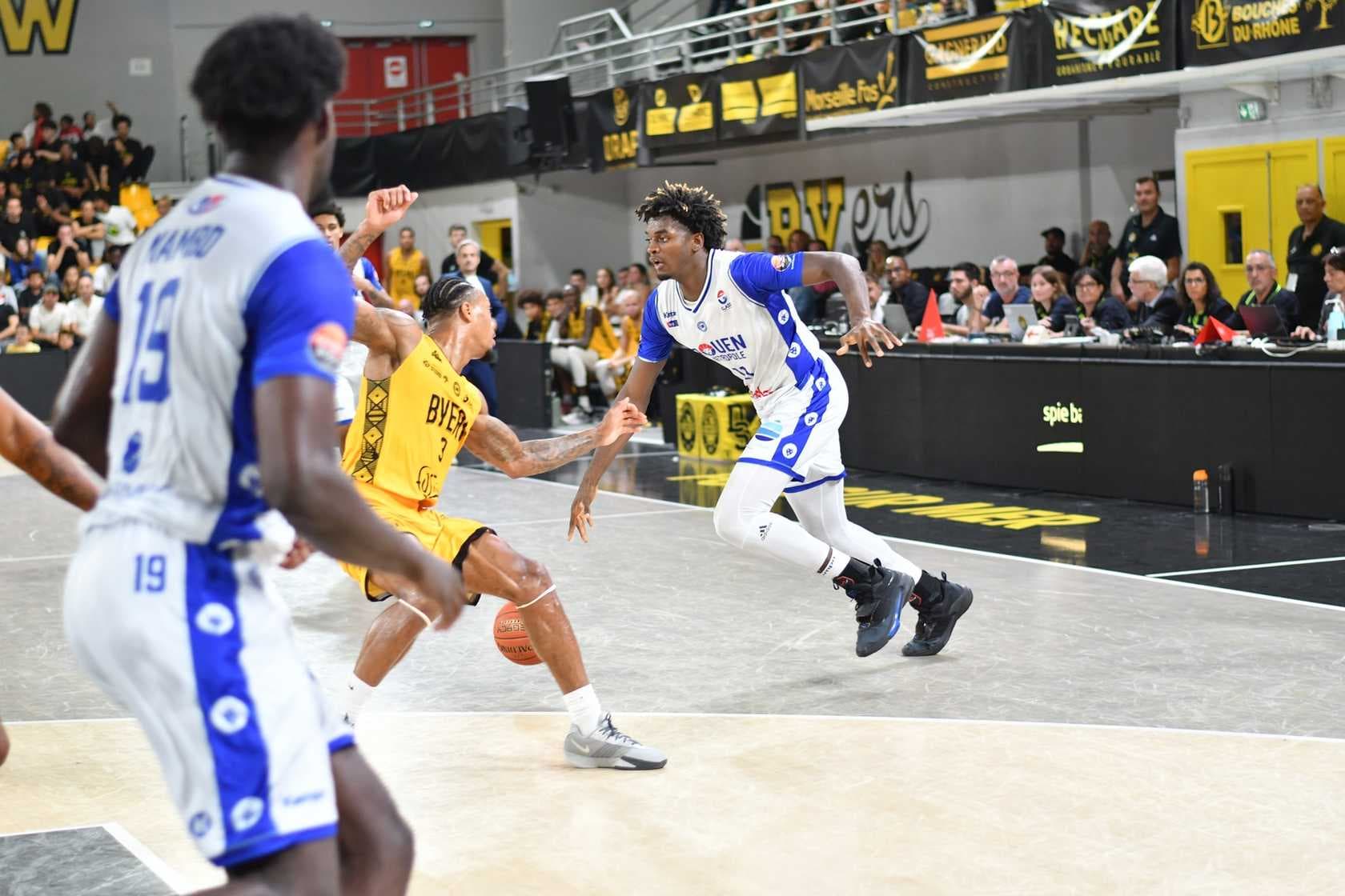 Après l’ASA et Rouen, Elwin Ndjock va jouer à Hyères-Toulon en ELITE 2