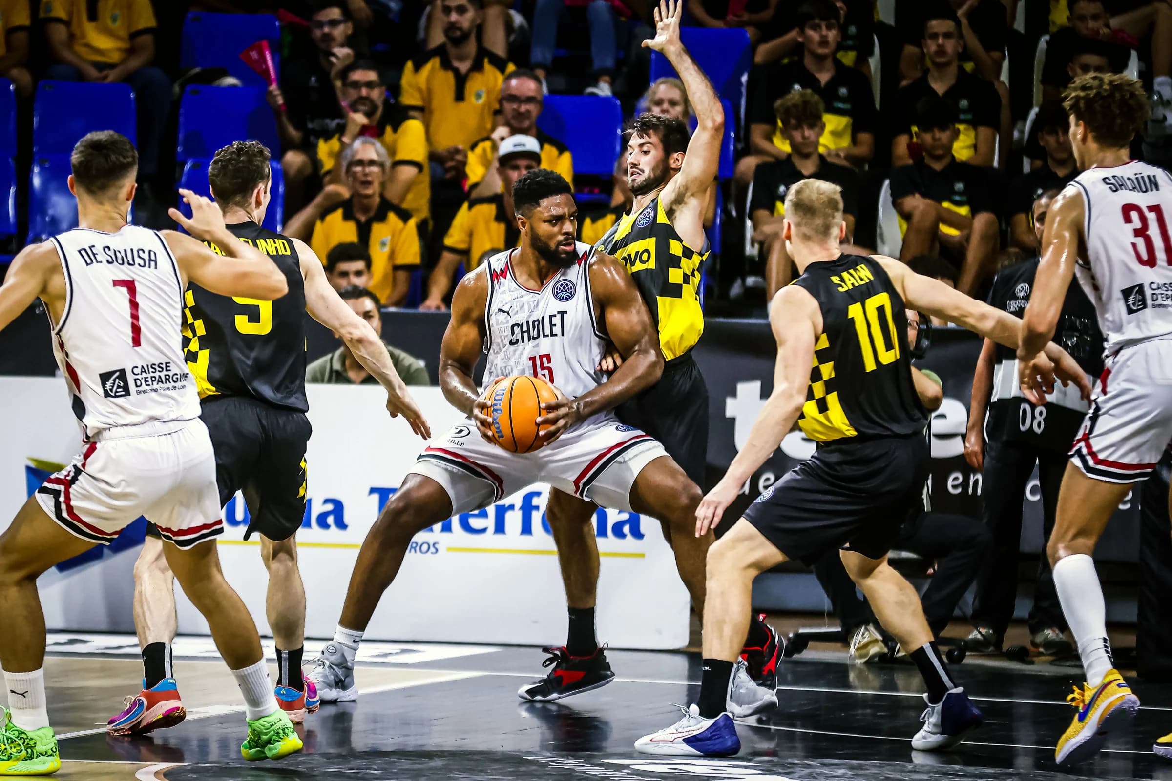 Un ancien de Cholet et du Portel rejoint Bandja Sy en Roumanie