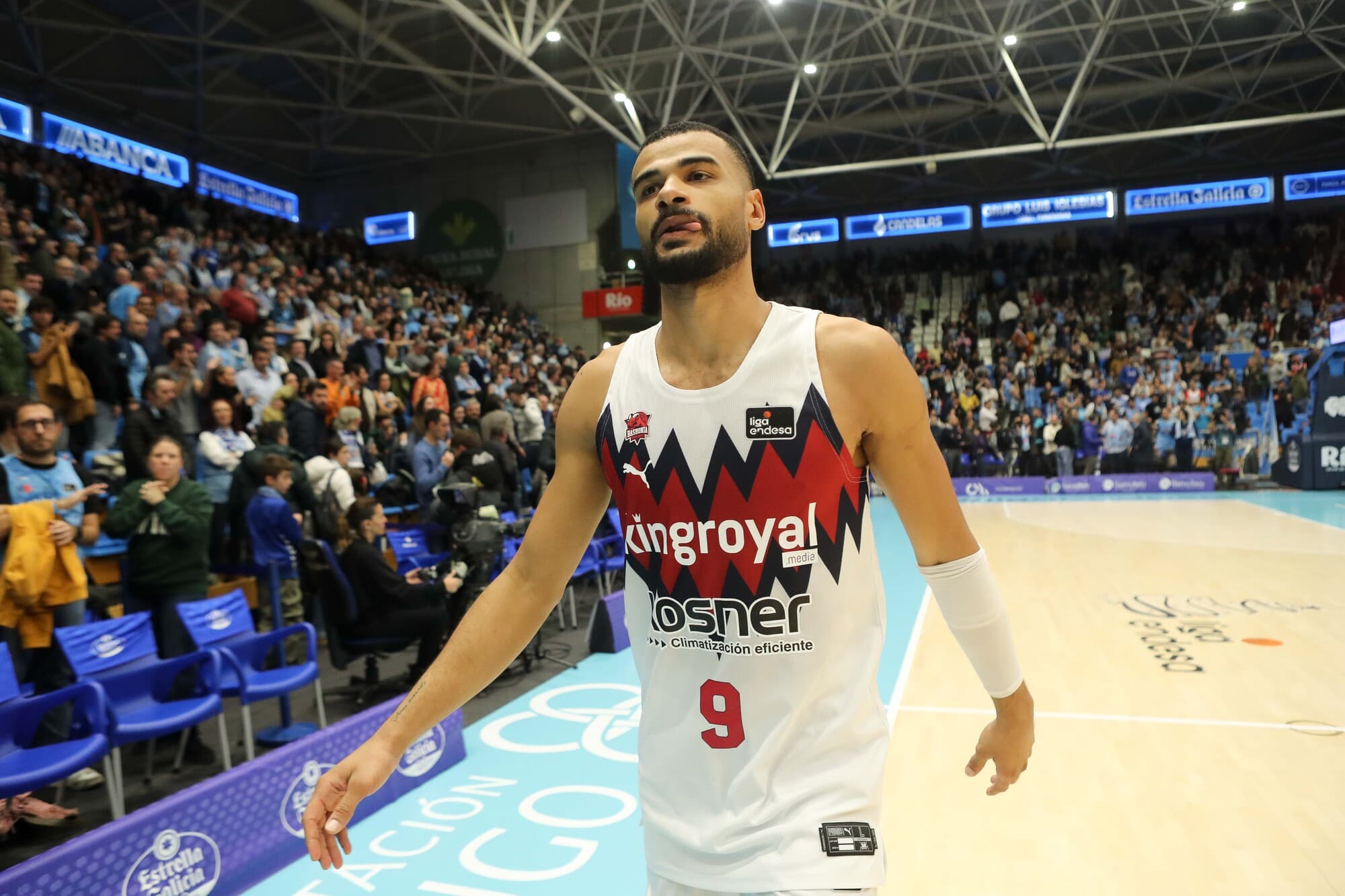 Luwawu-Cabarrot offre la victoire à Baskonia avec un 3-points clutch