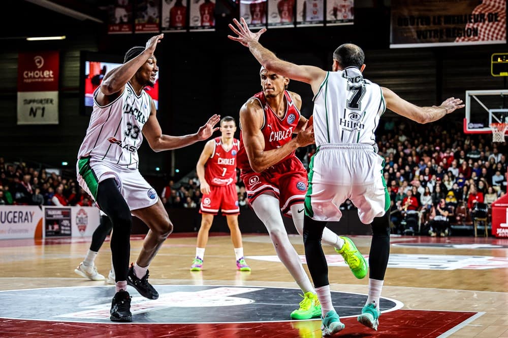Après six revers consécutifs, Cholet regoûte à la victoire contre Darüssafaka