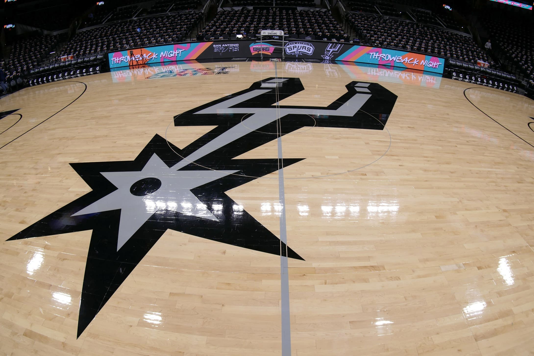 Les Spurs investissent 2,1 milliards $ dans une nouvelle salle : un pari colossal pour redessiner San Antonio d’ici 2032