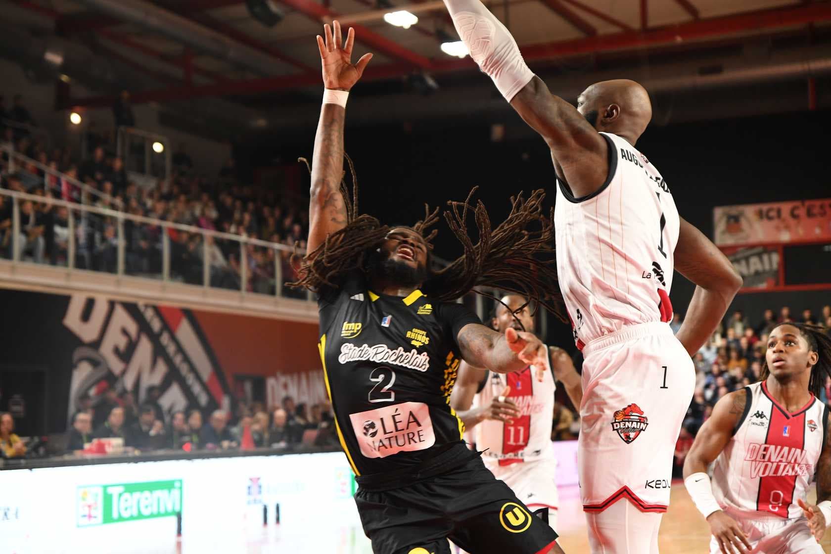 La Rochelle porté par la folle soirée de Tray Buchanan (45 points), Antibes chute encore