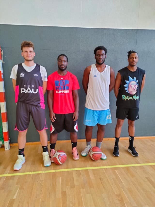 Gėrald Guerrier parmi les quatre recrues de Vanves
