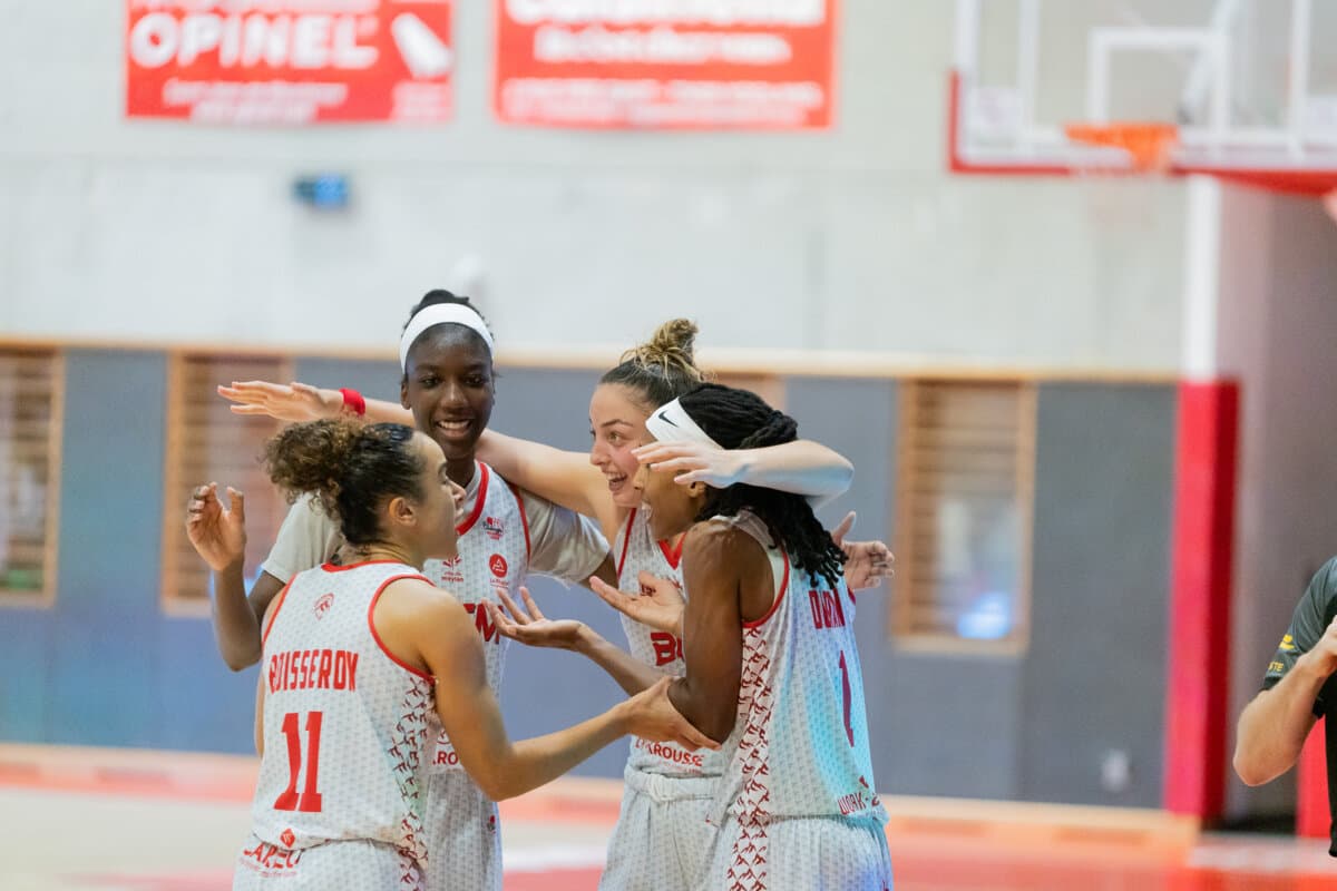 Ashunae Durant, Elena Zemoura et Merveille Lokoka (La Tronche Meylan) face à Toulouse M.B., La Boulangère Wonderligue, 7 octobre 2026