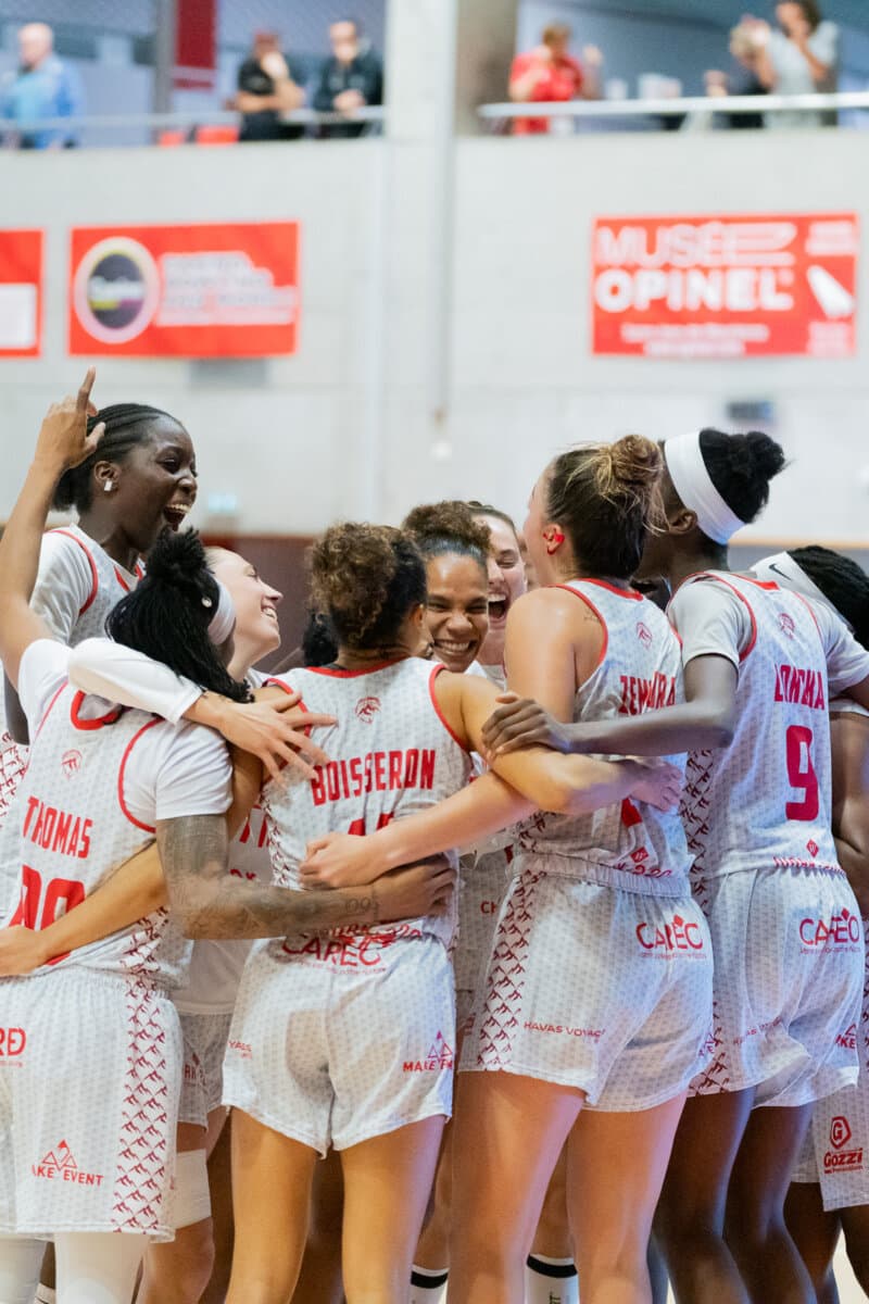 Jasmine Thomas, Maroussia Droguet et Elsie Nelhomme (La Tronche Meylan) face à Toulouse M.B., La Boulangère Wonderligue, 7 octobre 2026