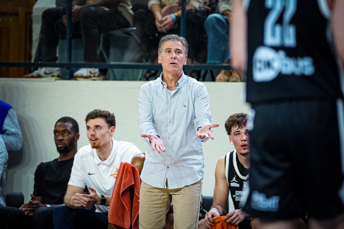 Le coach Jean-Christophe Prat lors de Gravelines - Le Mans, Betclic ELITE, 26 septembre 2026