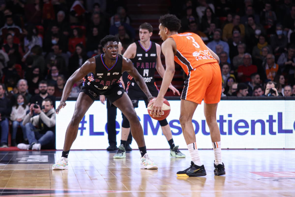 Ismaël Kamagate et Matthieu Gauzin (Paris Basketball) face à Le Mans, Betclic ELITE, 5 mars 2022