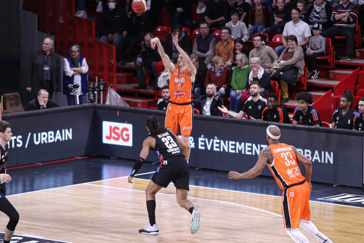 Terry Tarpey (Le Mans) face à Paris Basketball, Betclic ELITE, 5 mars 2022