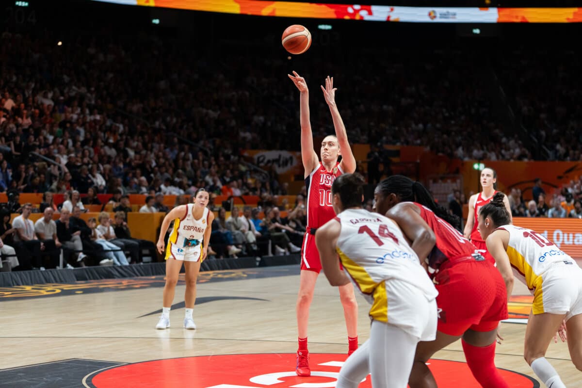 Breanna Stewart (Etats-Unis (F)) face à Espagne (F), Coupe du Monde Féminine, 12 septembre 2026