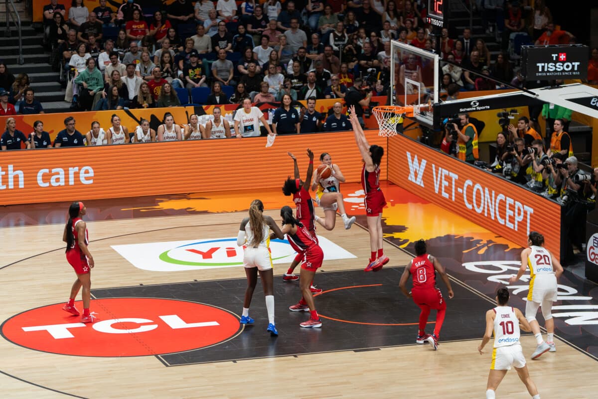 Iyana Martin, Paula Ginzo et Maria Conde (Espagne (F)) face à Etats-Unis (F), Coupe du Monde Féminine, 12 septembre 2026
