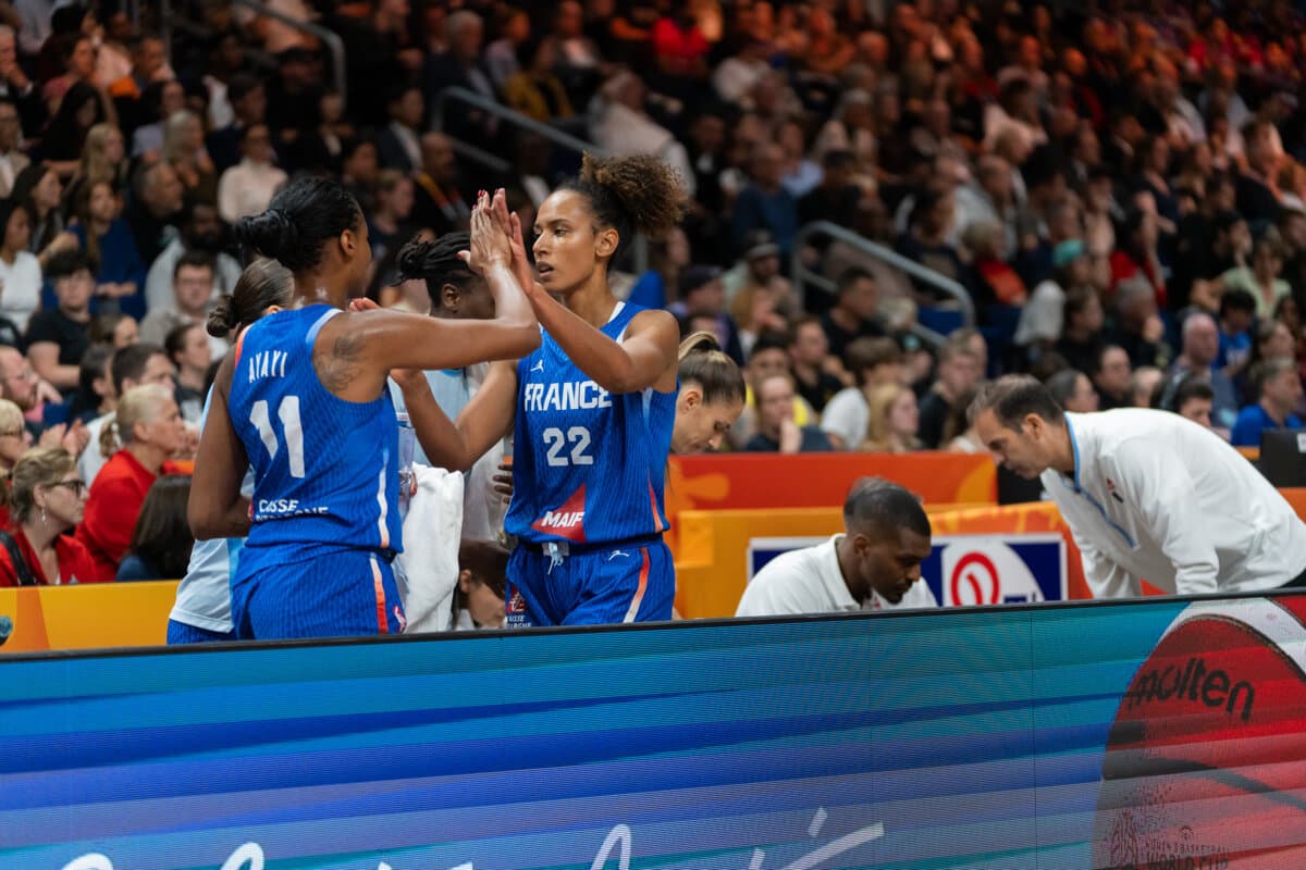 Valériane Ayayi et Marième Badiane (France (F)) face à Etats-Unis (F), Coupe du Monde Féminine, 13 septembre 2026