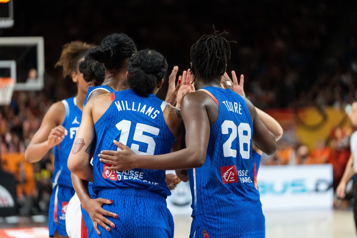 Migna Touré et Gabby Williams (France (F)) face à Etats-Unis (F), Coupe du Monde Féminine, 13 septembre 2026