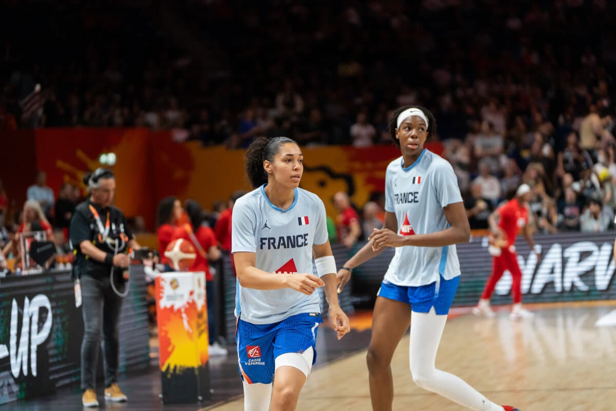 Janelle Salaün et Dominique Malonga (France (F)) face à Etats-Unis (F), Coupe du Monde Féminine, 13 septembre 2026