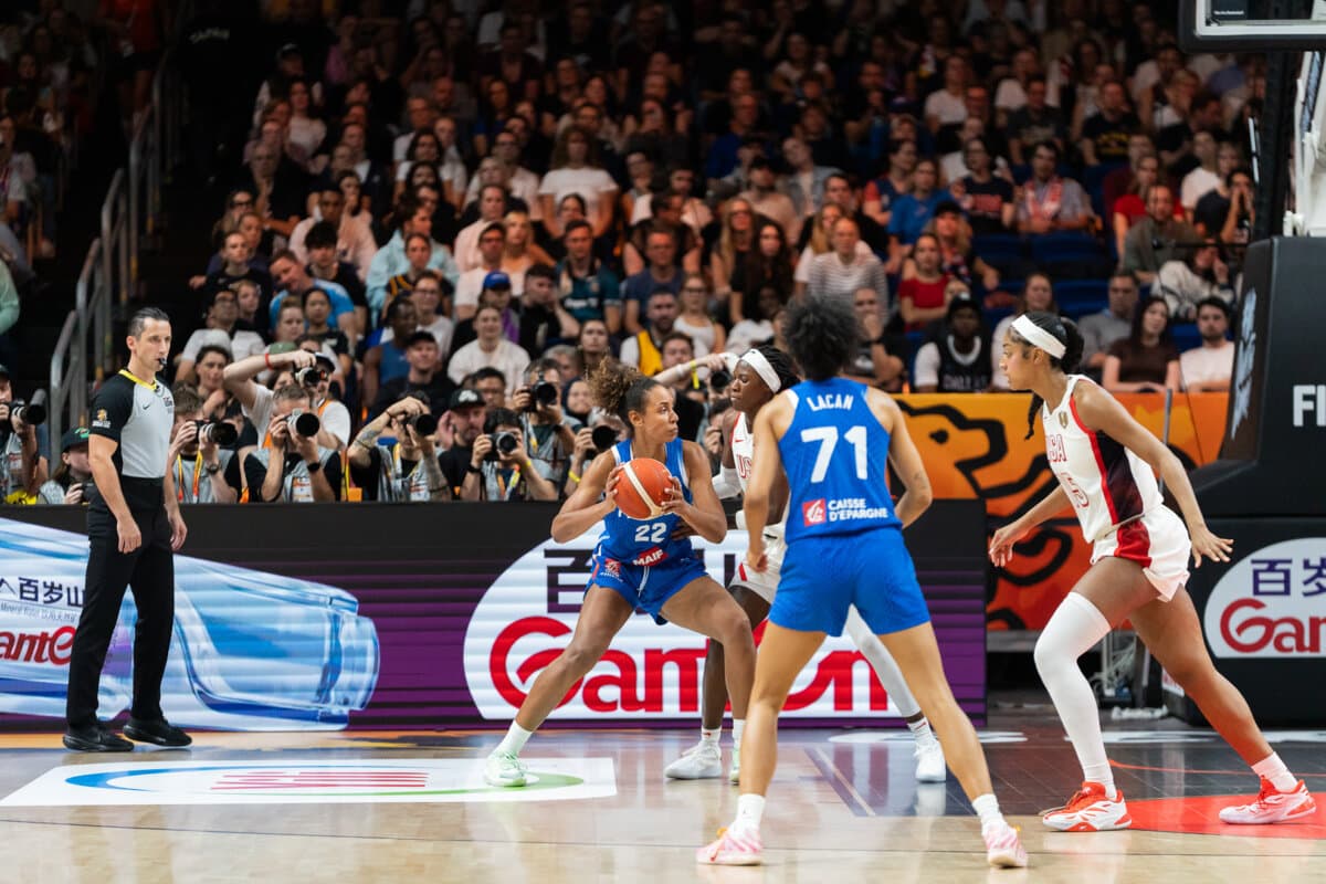 Marième Badiane et Leïla Lacan (France (F)) face à Etats-Unis (F), Coupe du Monde Féminine, 13 septembre 2026